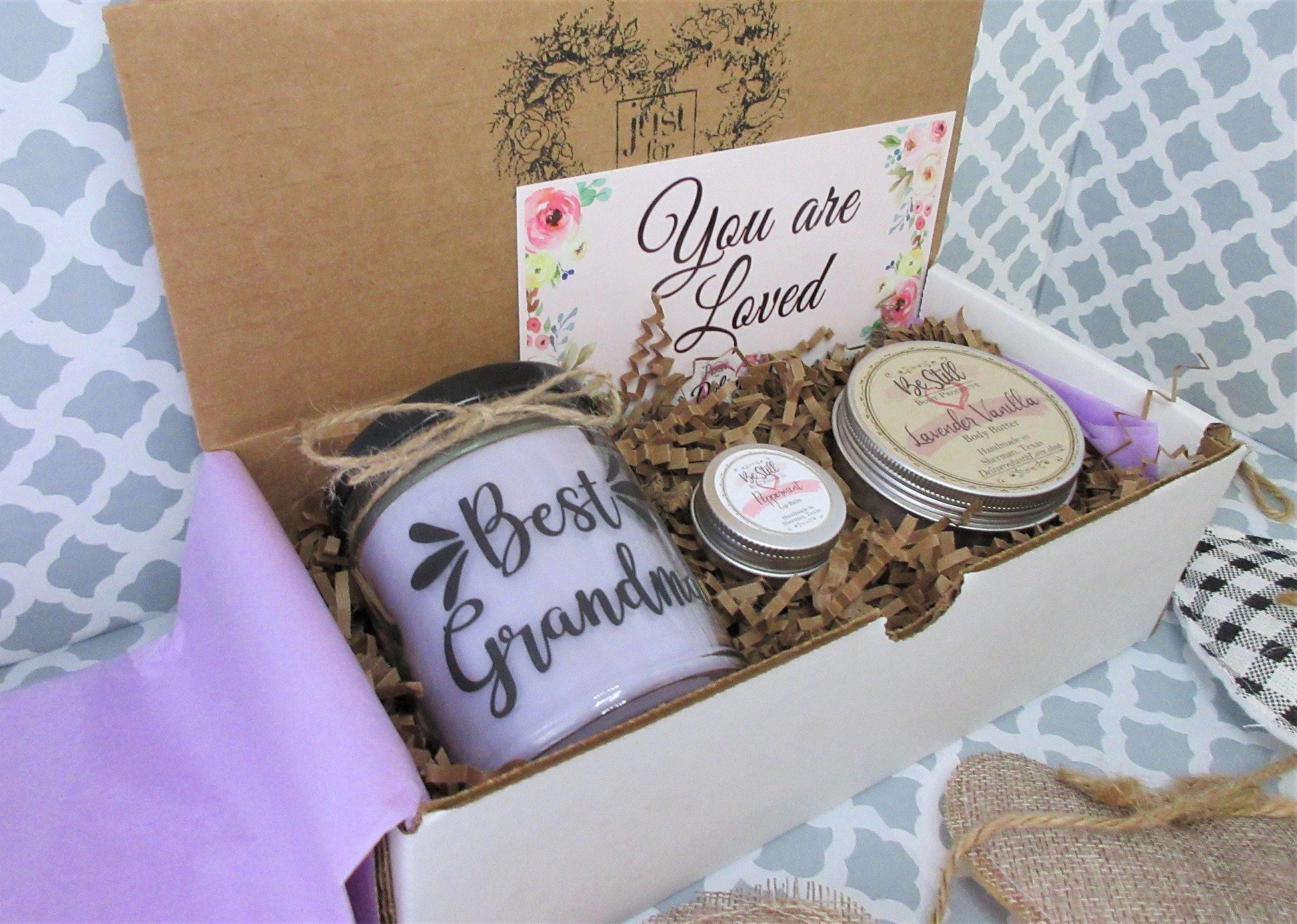 BEST GRANDMA GIFT | Grandmother Gift Box | Handmade Custom Candle  | Nana, GiGi, Mimi | Birthday, Miss You, Love You, Thinking of You